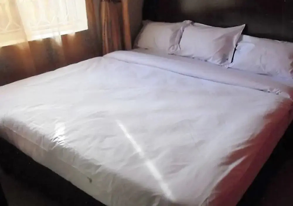 Bunyonyi Inn Hotel