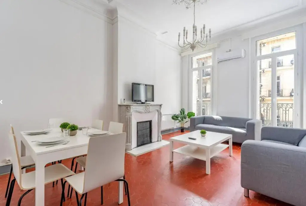 Superb apartment 100sqm, 5 min from the Old Port
