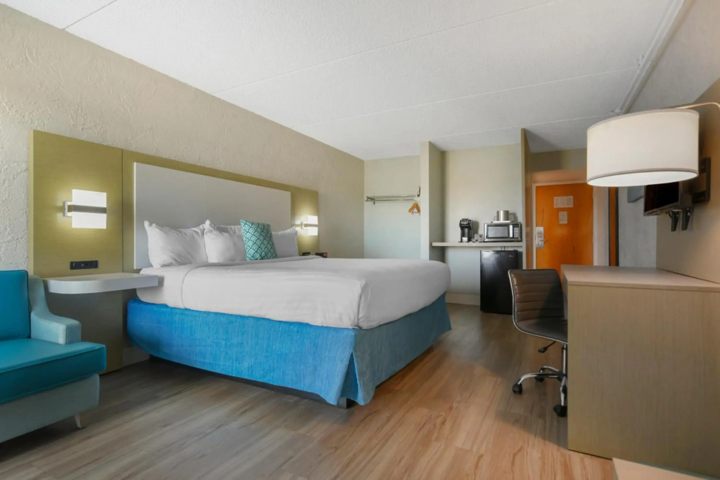 Inn on Destin Harbor, an Ascend Collection Hotel