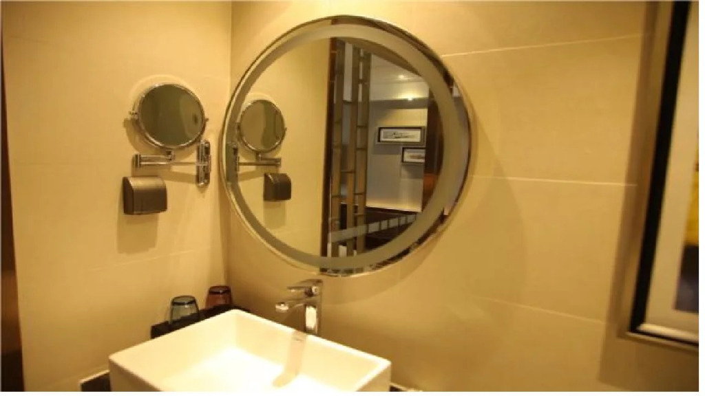 Yicheng Hotel