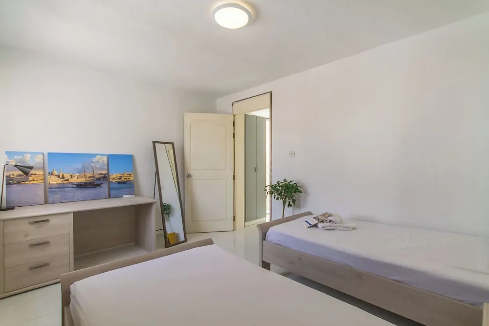 SwieqiStay room5 shared bath - Paceville