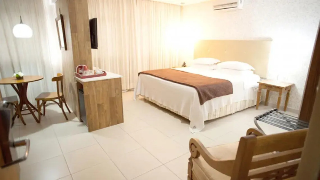 CHA Royal Plaza Hotel