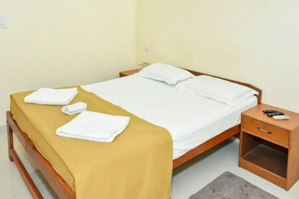 1 BR Boutique stay in Calangute - North Goa, by GuestHouser (F528)