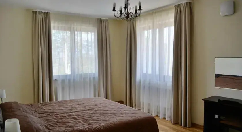Роза Шале