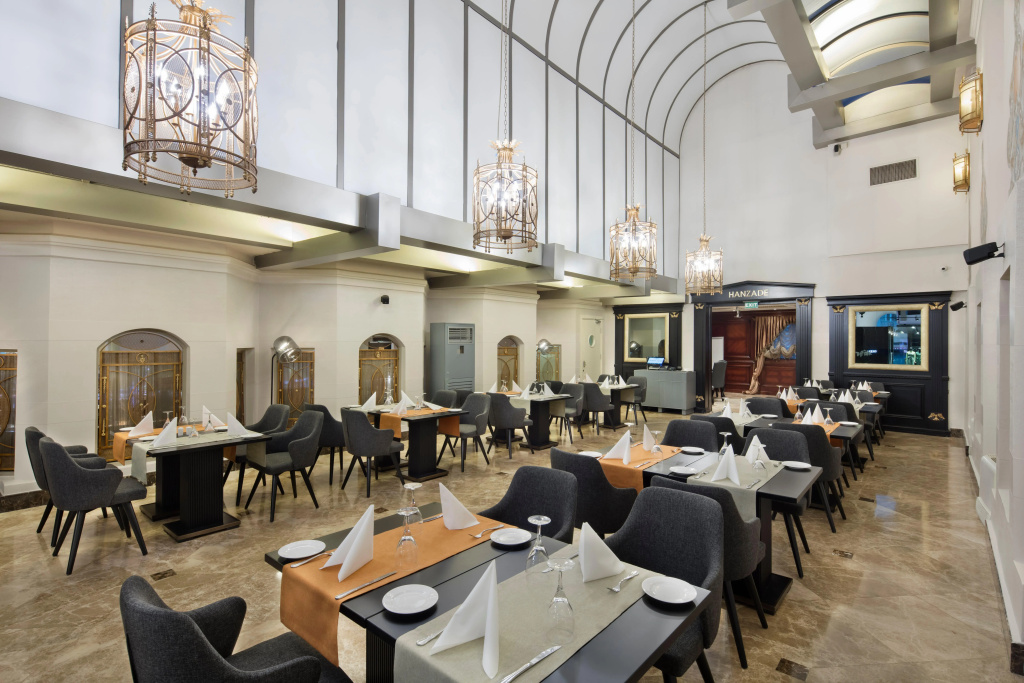 Crowne Plaza Istanbul - Old City by IHG