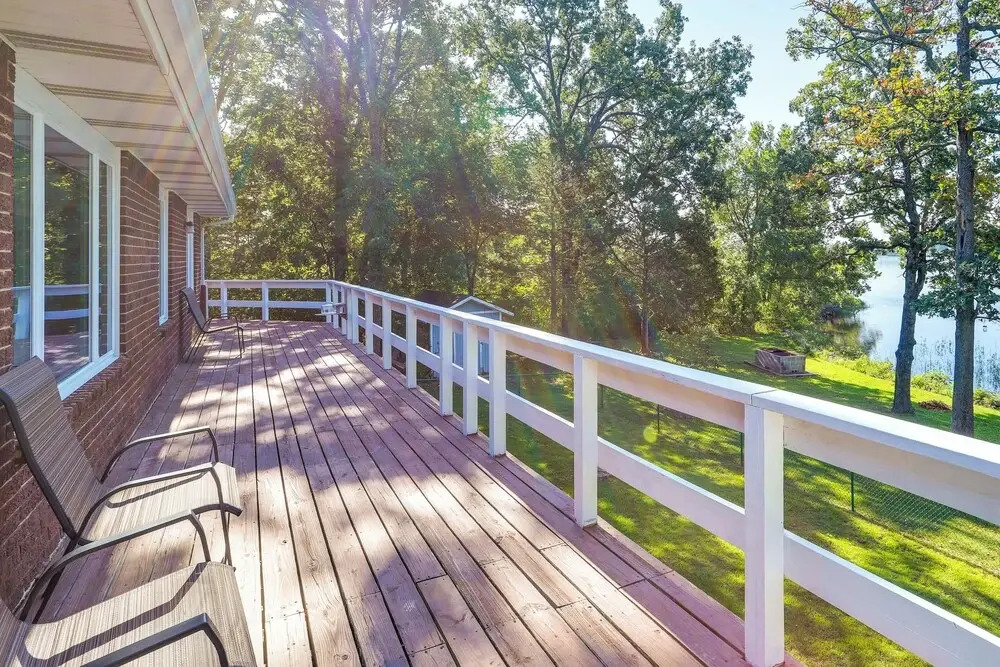 Lakefront Arkansas Escape w/ Grill, Dock & Kayaks!