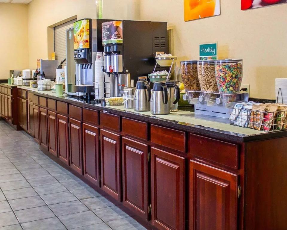 Wilkes-Barre Inn & Suites