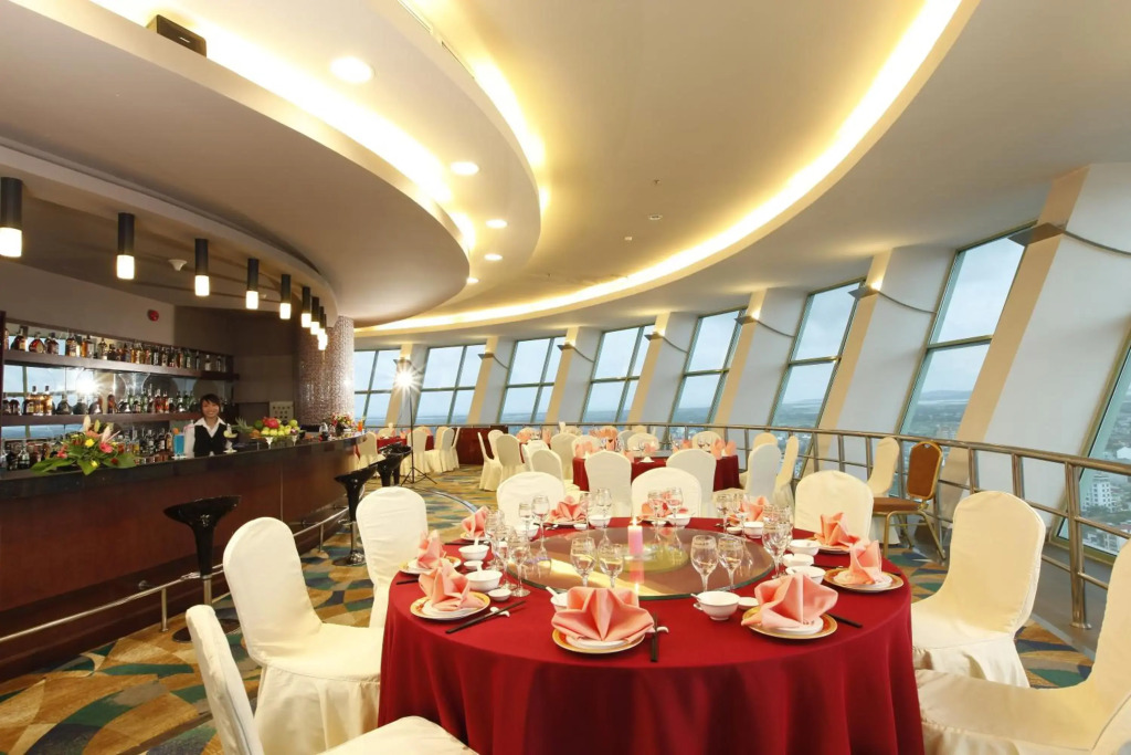Majestic Mong Cai Hotel