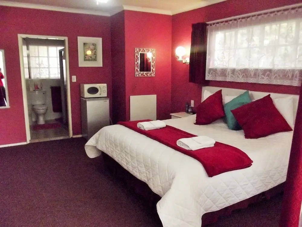 Pepperwood Lodge