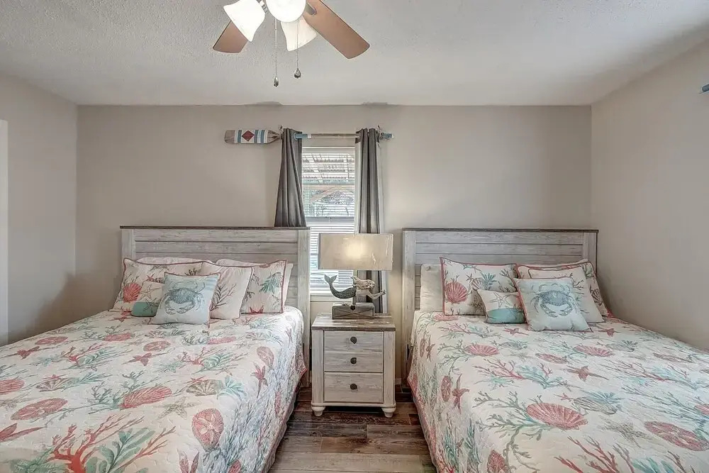 Mermaid's Landing 2 Bedroom Cottage by RedAwning