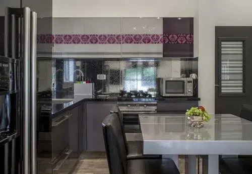 Family Apt & Private Garden near Beach by FeelHome