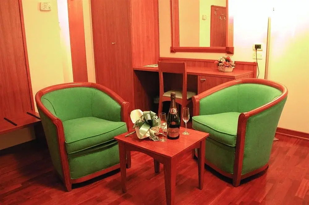 Hotel Lo Scudo