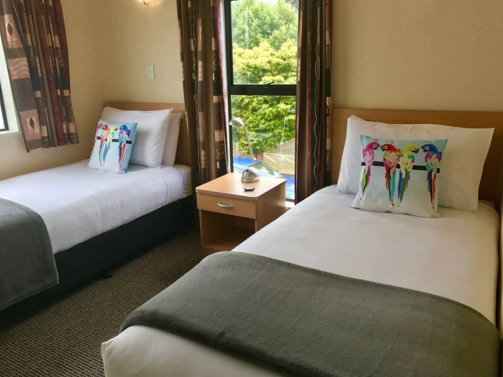 Hacienda Motor Lodge