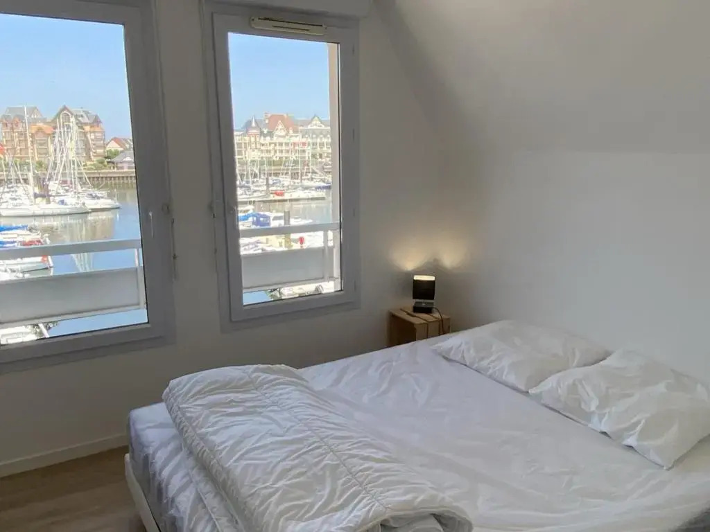 Appartement Dives-sur-Mer, 4 pièces, 6 personnes - FR-1-487-196