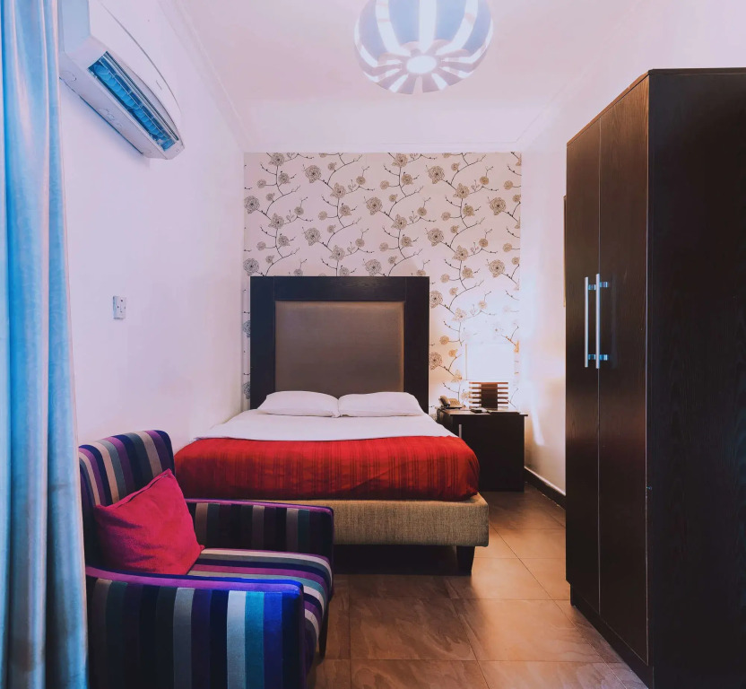 Maple Hotel