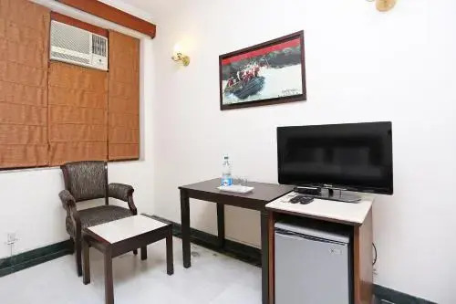 OYO 545 the Abode