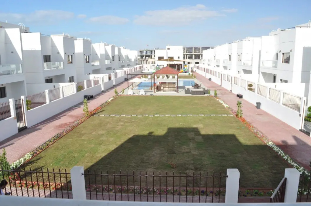 Ewan Grand Resort