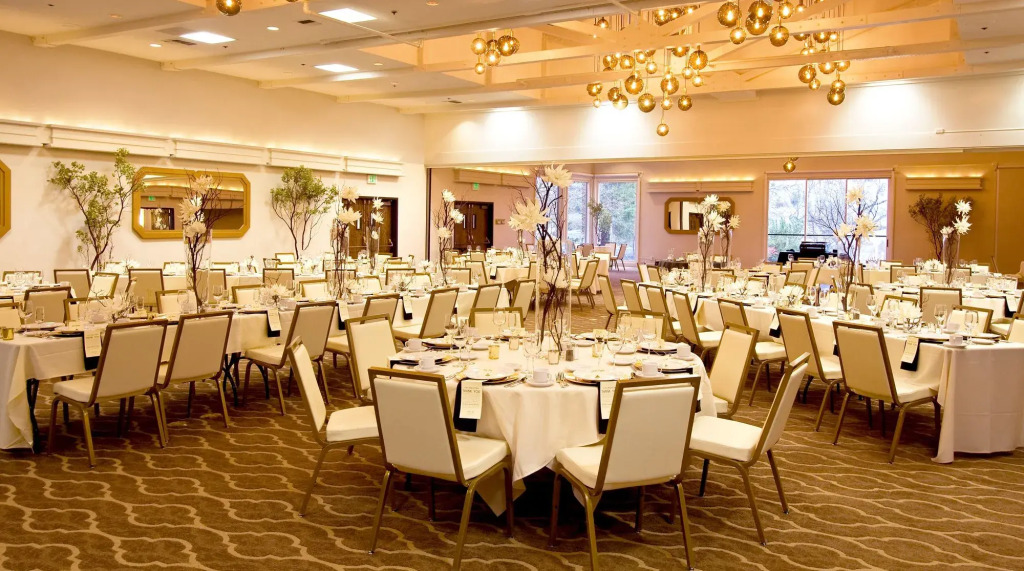 Ashland Hills Hotel & Suites