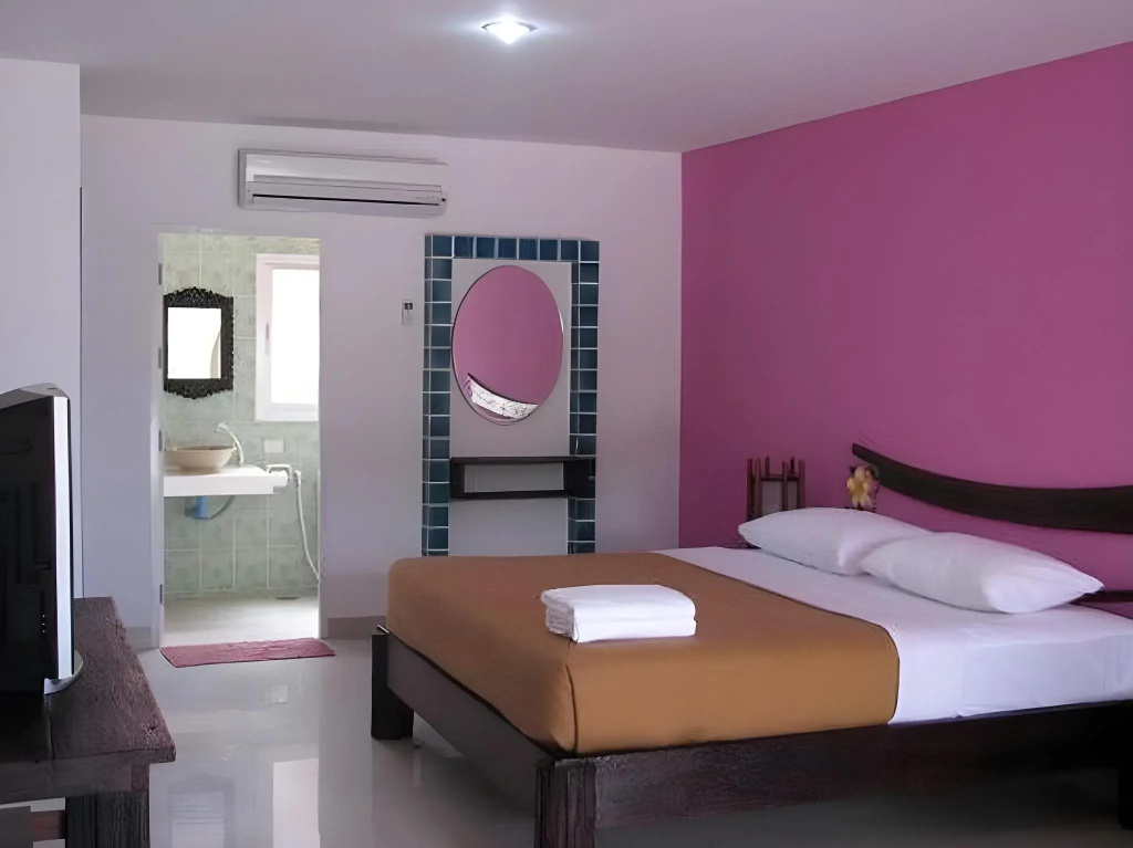 Baan Klang Noen Apartment