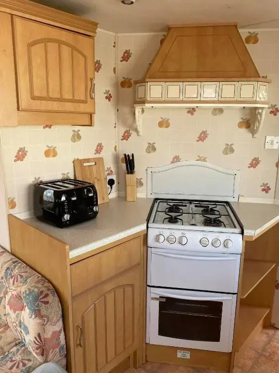 G4 Holiday Caravan