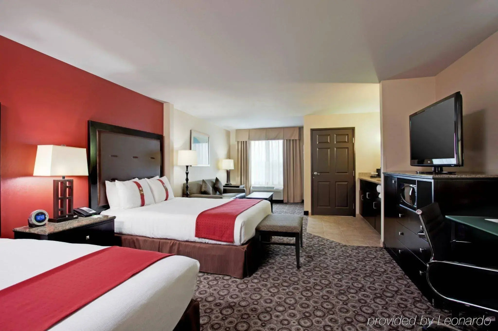 Holiday Inn Oceanside Marina Camp Pendleton by IHG