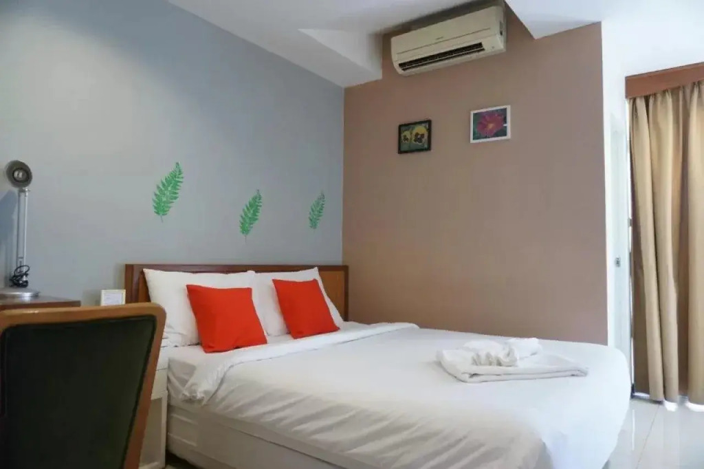 JL Bangkok Hotel