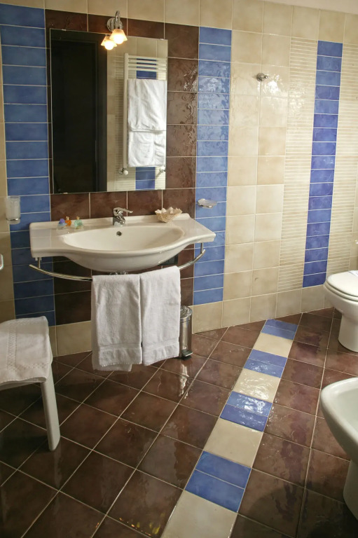 Cerri Hotel