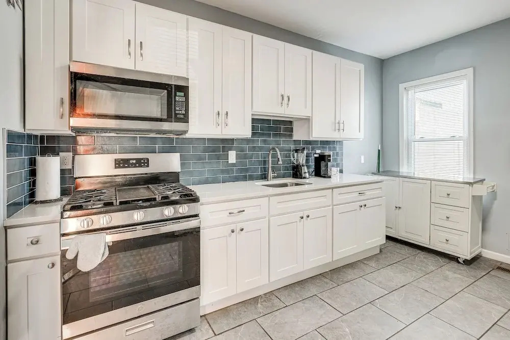 Updated Linden Home: Visit NYC & Newark!