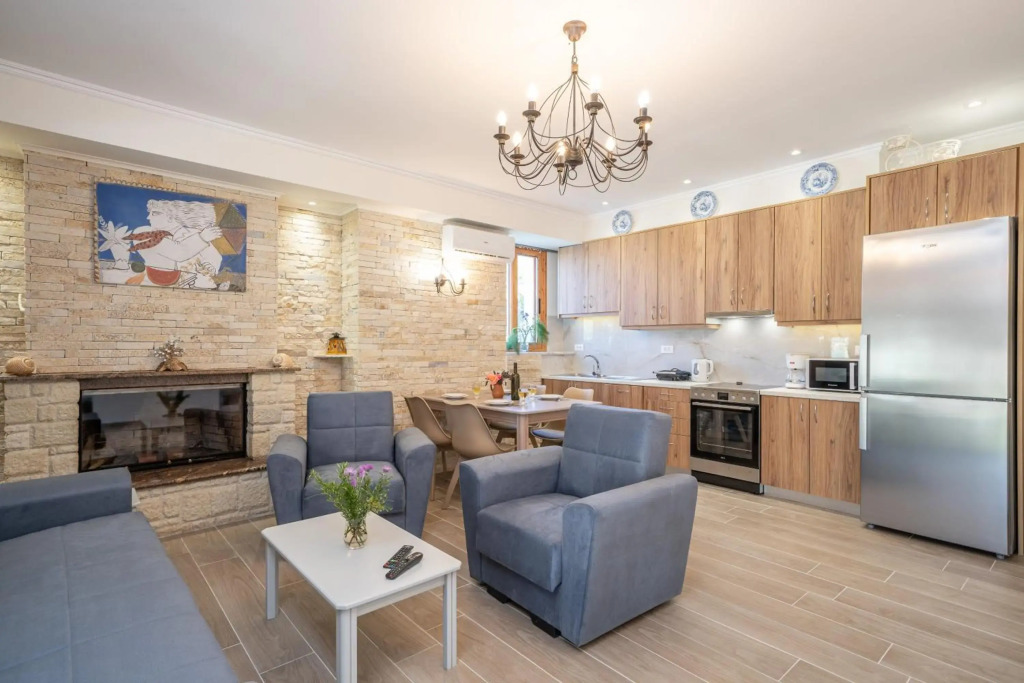 Ilias Apartments