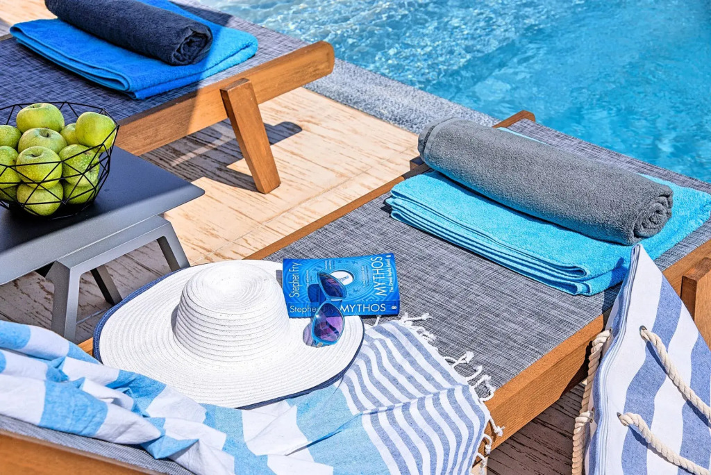 Minoas Villas Heated Pool