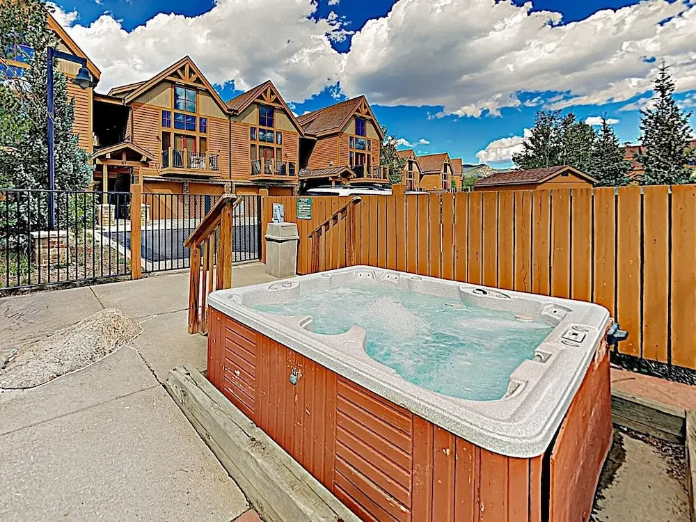New Listing! Antlers Gulch Gem W/ Hot Tub 2 Bedroom Townhouse