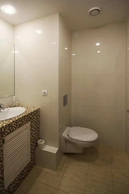 CoHome Stylish Apartment