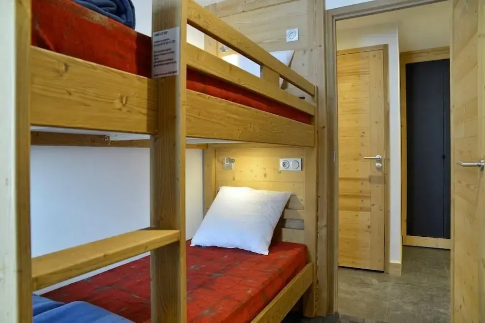 Residence LES Coches 6 Rooms in a Family Resort at the Bottom of the Slopes Bac519