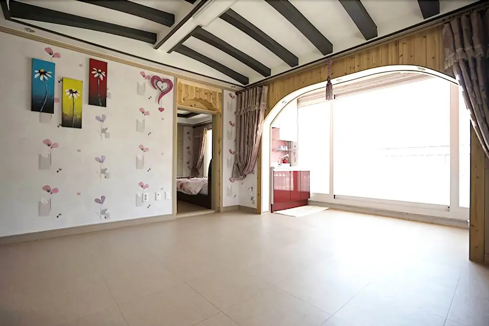 Geojedo Whirlpool Pension (pets friendly)