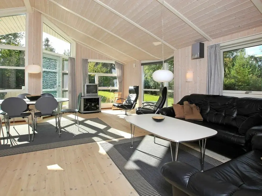 5 person holiday home in Gilleleje-By Traum
