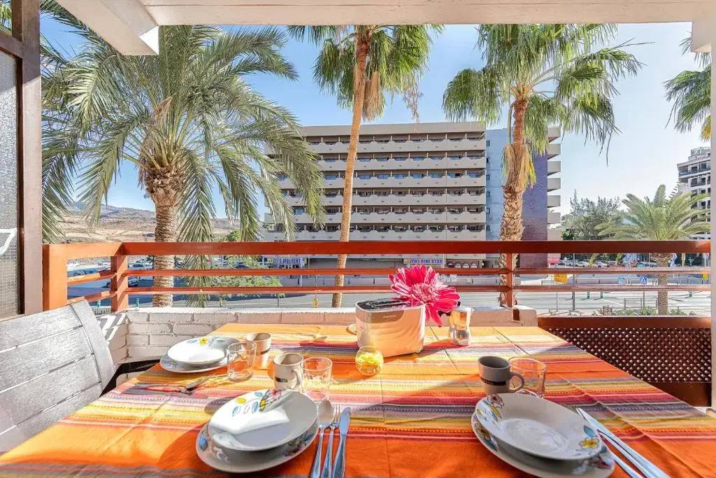 Apartamento a pie del mar