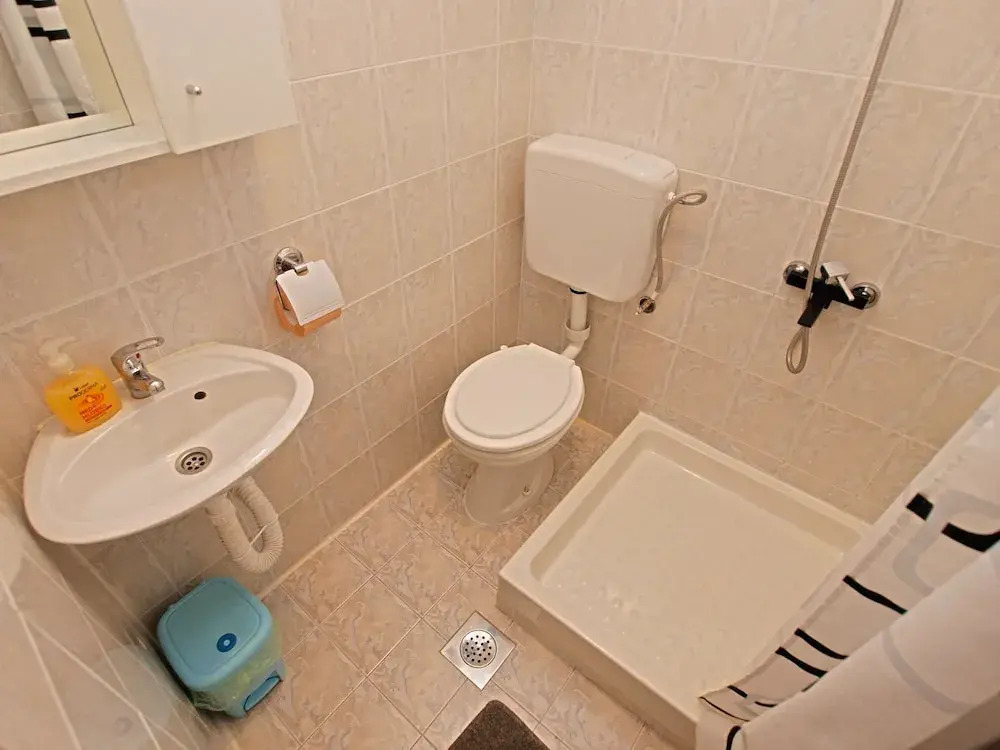 Apartments Orange 768