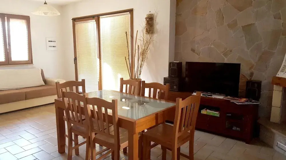 Apartment With 3 Bedrooms In Olia Speciosa With Furnished Terrace And Wifi 5 Km From The Beach
