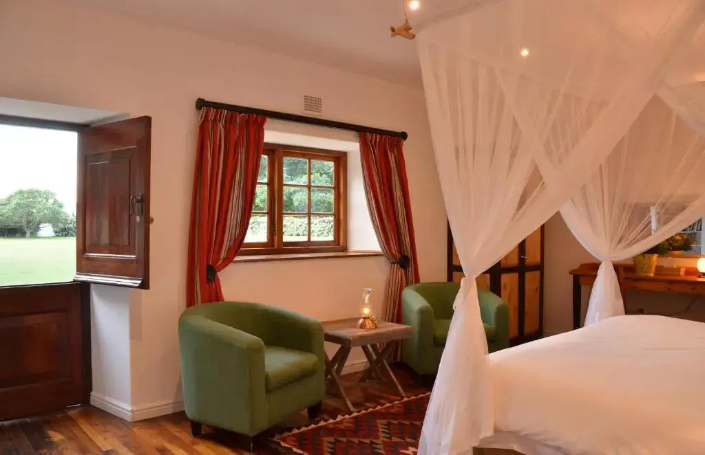 De Hoop Suites
