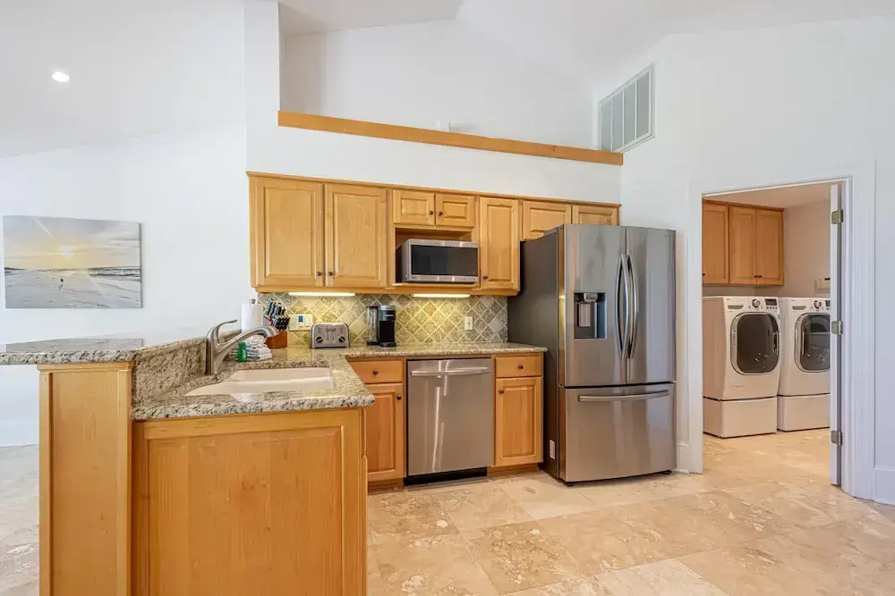 Bayshore Breeze S 31 Bayshore Dr 4BR 2BA 9