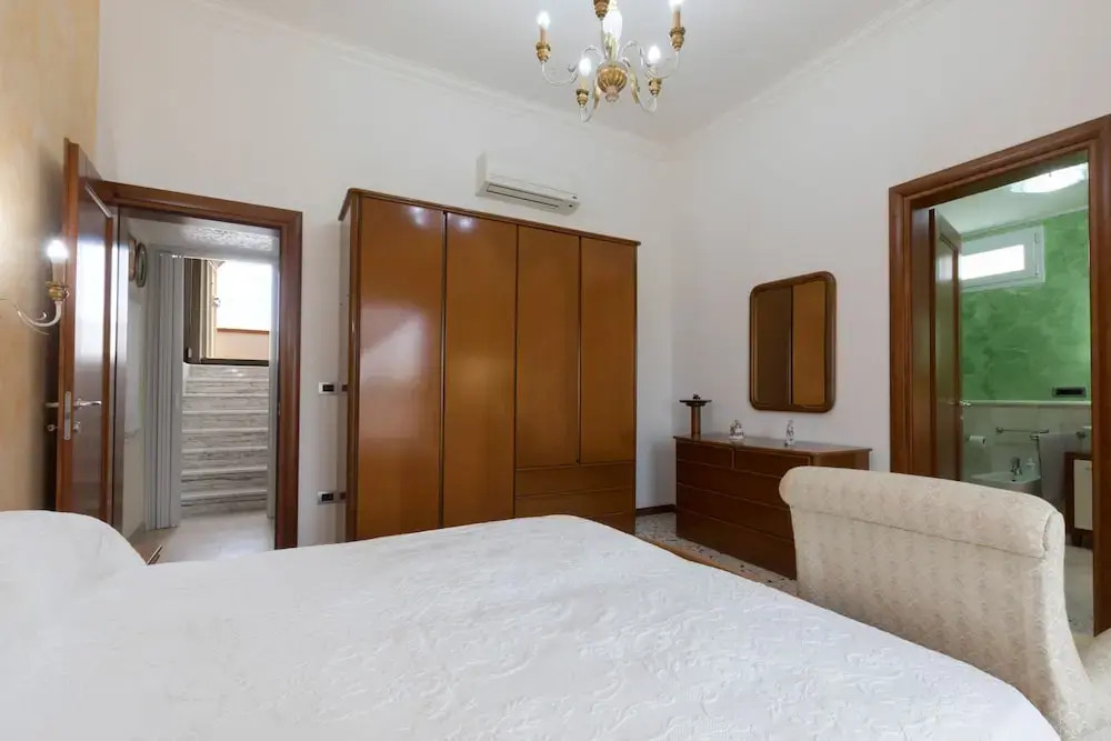 Villa Eleonora con piscina Fronte Mare