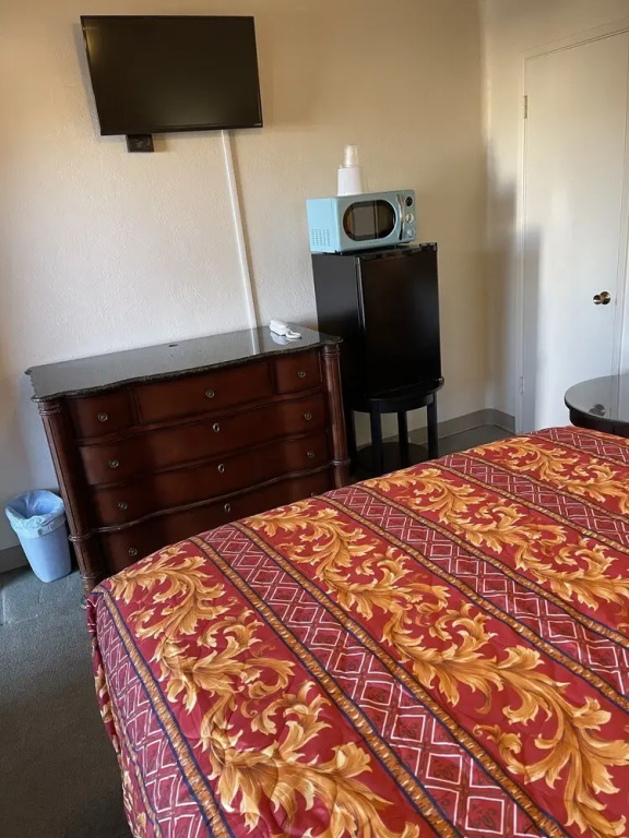 Crystal Motel