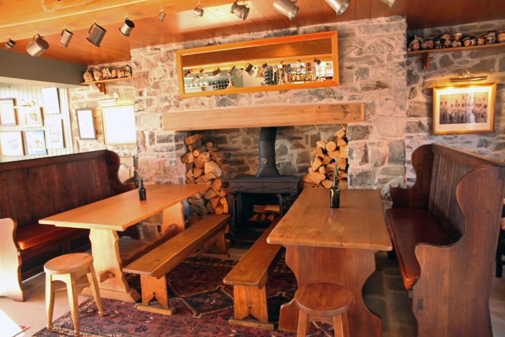 The Erskine Arms