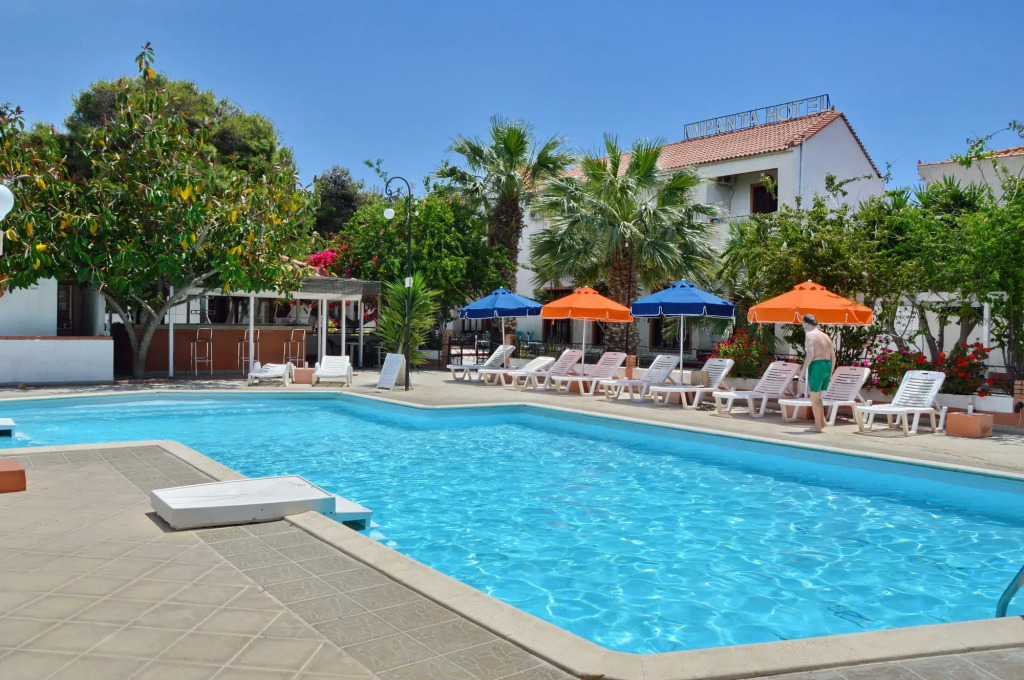 Miranta Hotel - Apartments & Studios