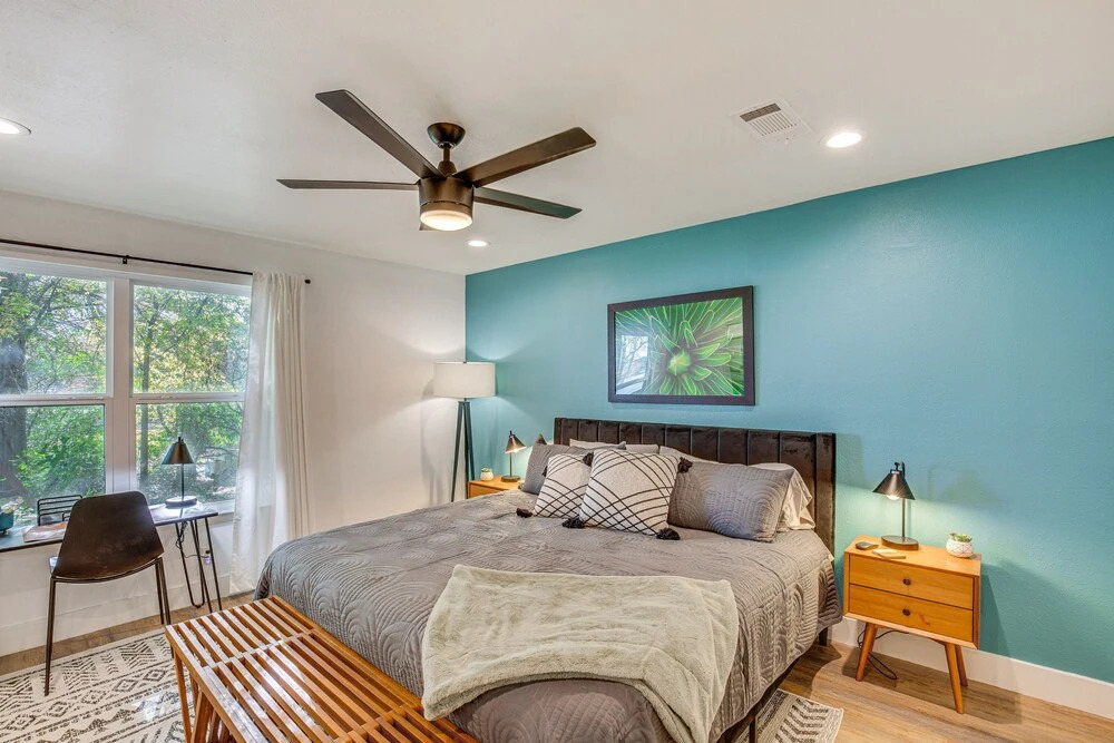 Private Dock: Charming Cedar Creek Retreat!