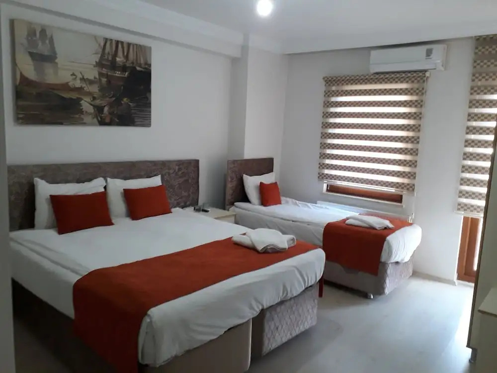 ADOR TROIA HOTEL