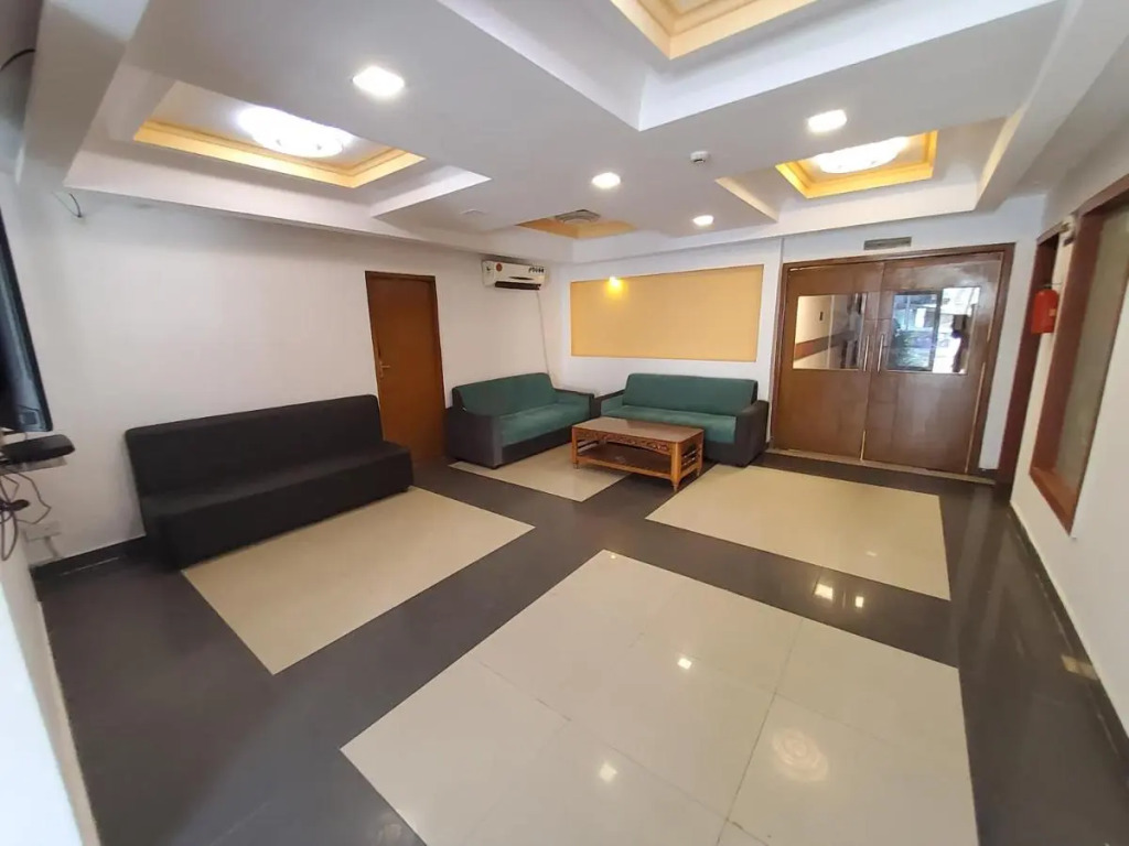 GT Grande Hotel-Near US Consulate