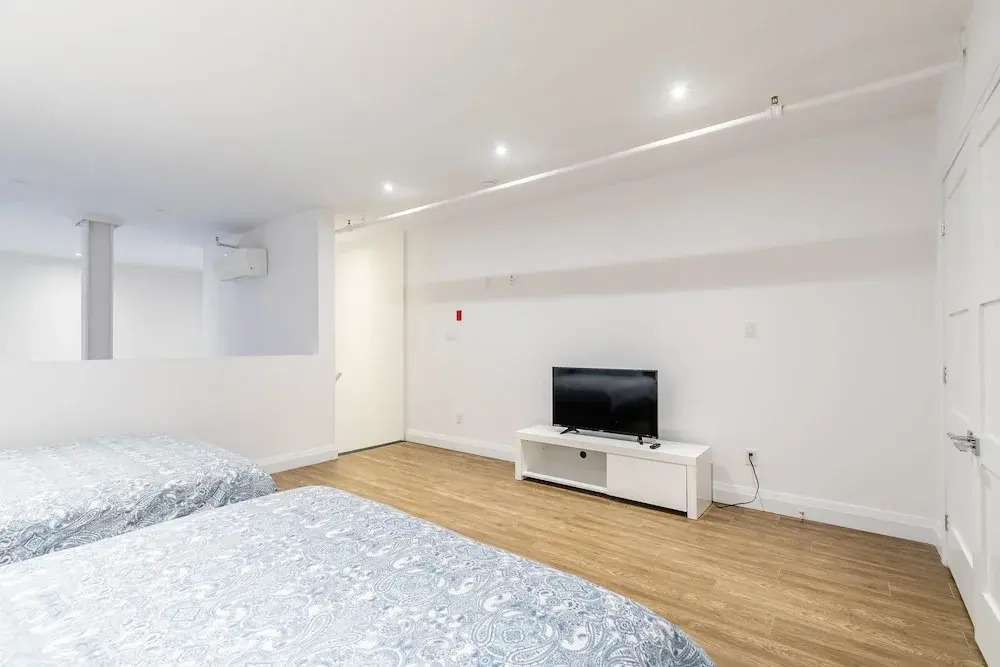 GLOBALSTAY. Dundurn Lofts. Free parking. Gym