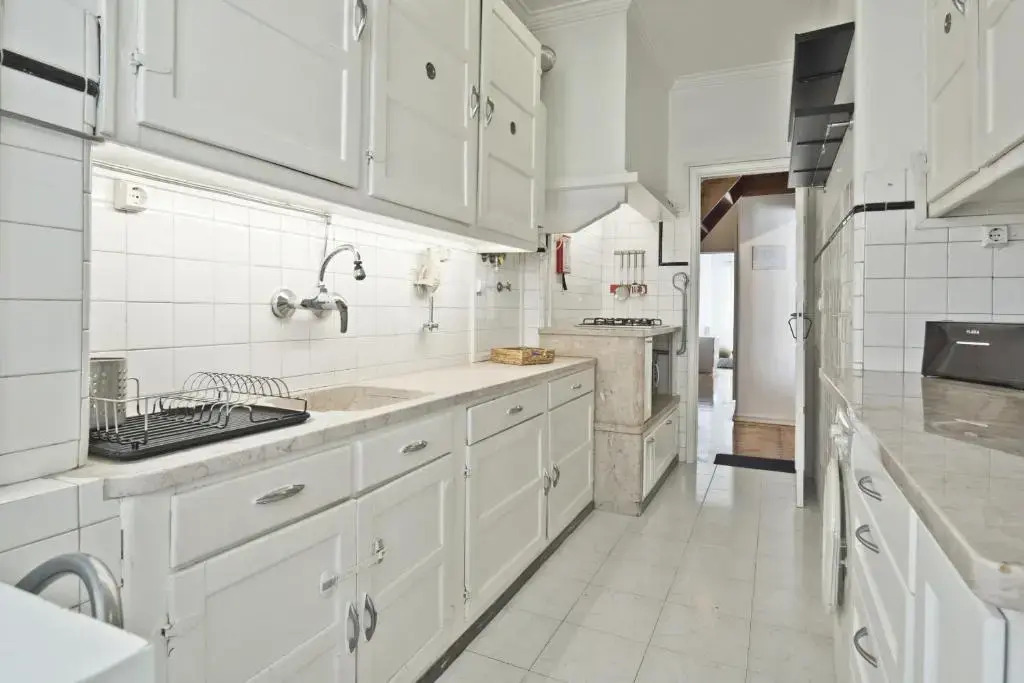 Bmyguest Arroios Central Apartment