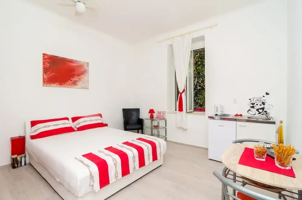 Apartment Caceris